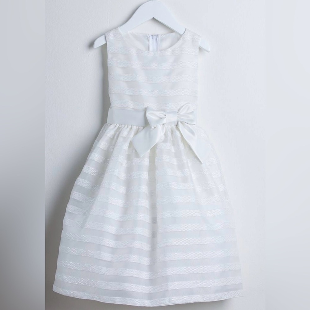 Jayne Copeland Girls 8 Long Dress great condition